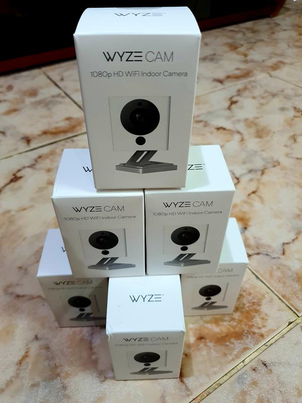 Wyze cam best sale v2 indoor camera