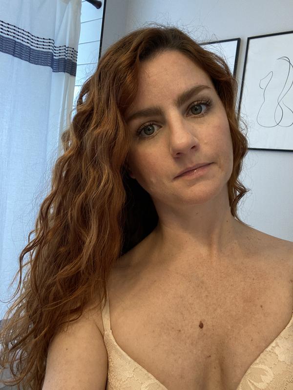 Different looks with the same wand depending on how many pieces I curled with my natural wave. I’m obsessed!