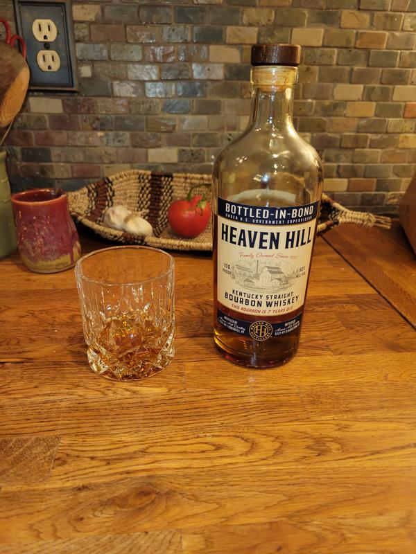 heaven hill商品 ヘブンヒル オールドスタイル 700ml 40％ | サトー酒店