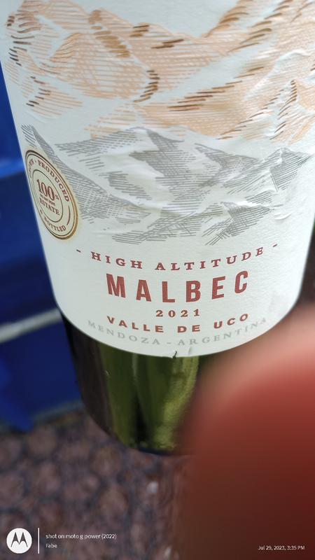 Wine Dona Malbec | Paula More & Total