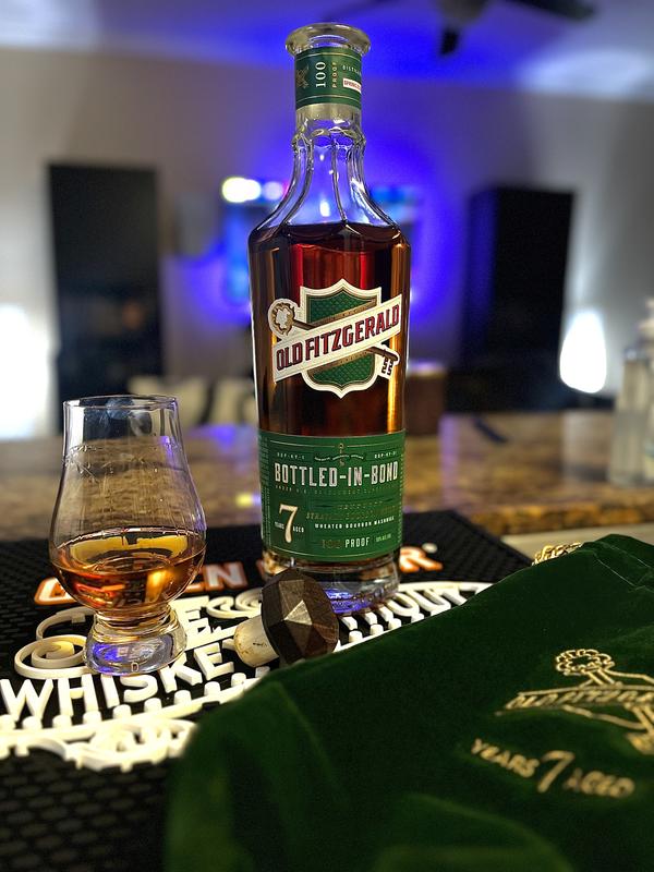 超激レアバーボンOLD FITZGERALD ボトルド・イン・ボンド 750ml Old Fitzgerald 14 Year Bourbon – 750ml – Top Bourbon