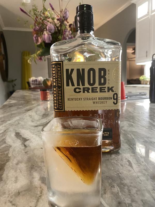 Kentucky Straight Bourbon Whiskey Small Batch Knob Creek 0,7 ℓ