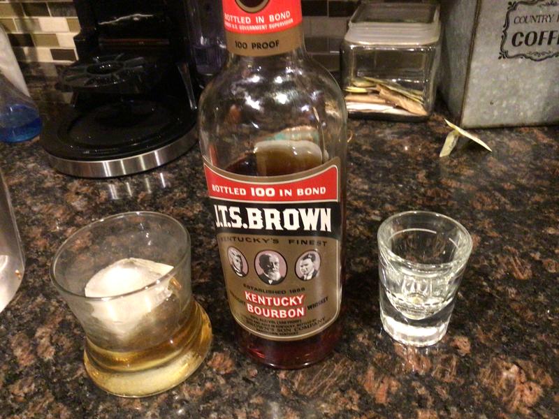 【希少】J.T.S. BROWN バーボン　bottled in bond J.T.S. Brown Bottled in Bond Bourbon Review | Breaking Bourbon