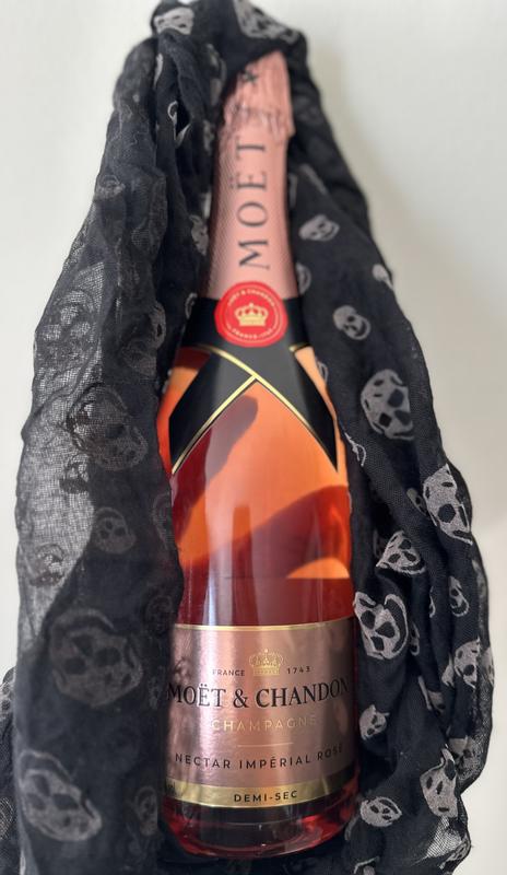Moet & Chandon Nectar Imperial Rose Champagne | Total Wine & More