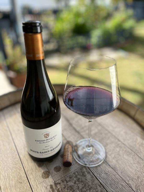 Nuits-St-es La Perrière 2011 750ml domaine-de-la-perriere-