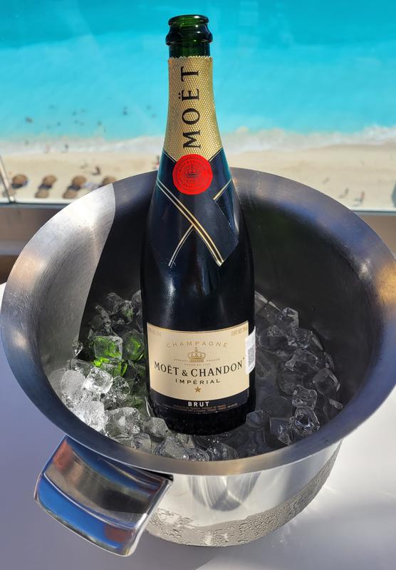 Moet & Chandon Imperial Brut Champagne Nv