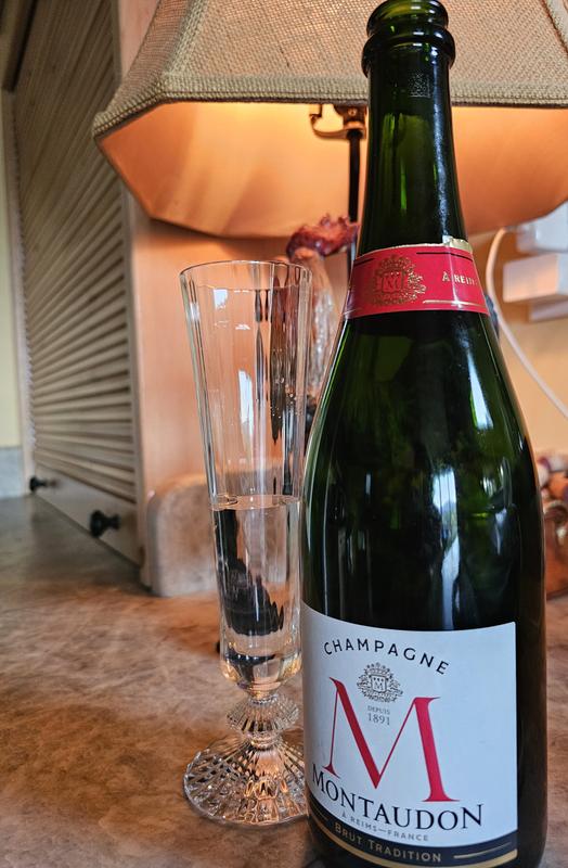 Montaudon クラシック シャンパン Champagne Montaudon | Brut Tradition