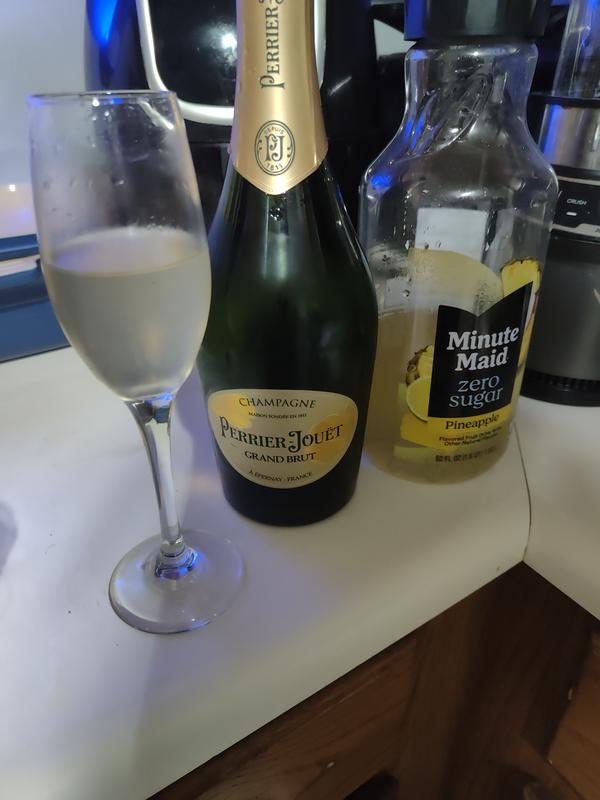 Perrier-Jouët Grand Brut 750ml - The Wine Guy