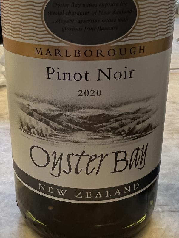 Oyster Bay Pinot Noir, Marlborough - 750 ml