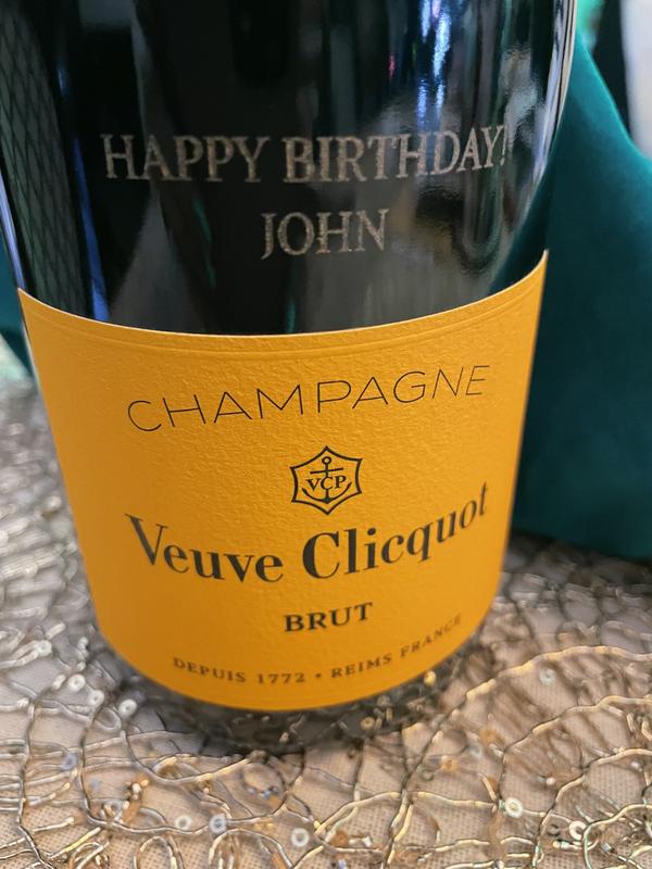 Veuve Clicquot Yellow Label Brut Champagne | Total Wine & More