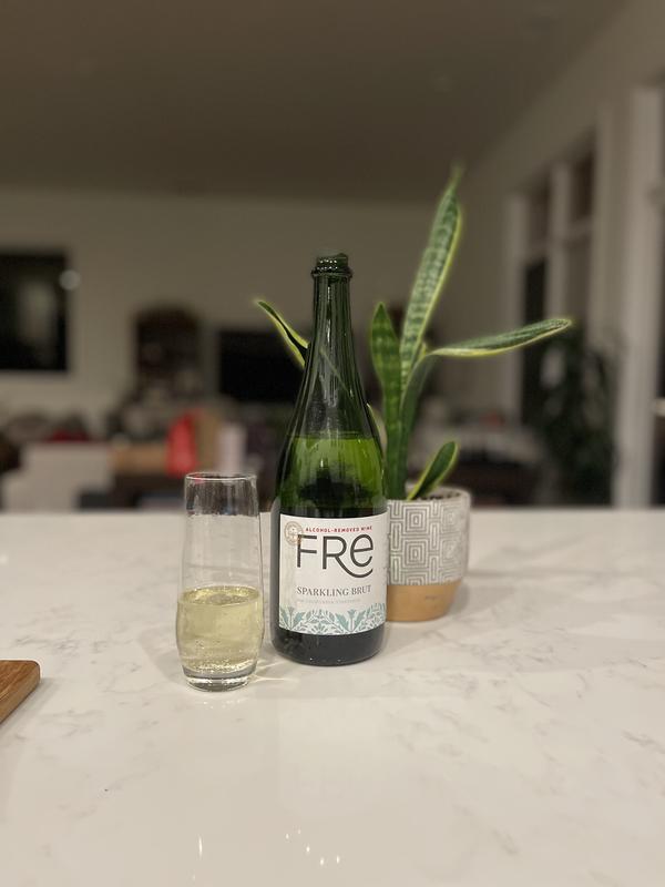 Jøyus Non-Alcoholic Sparkling Wine