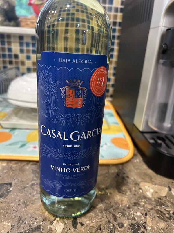 Casal Garcia Vinho Verde White Blend | Total Wine & More