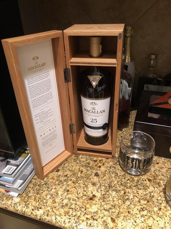 The Macallan 25 Year Old Sherry Oak Single Malt Whisky (750mL