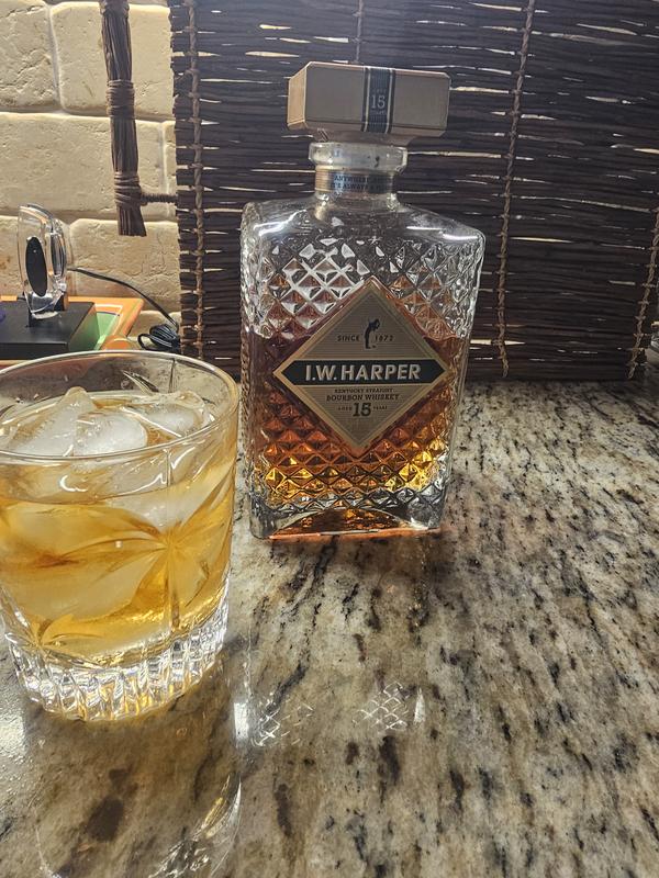 I. W. Harper 15 Year Bourbon | Total Wine & More
