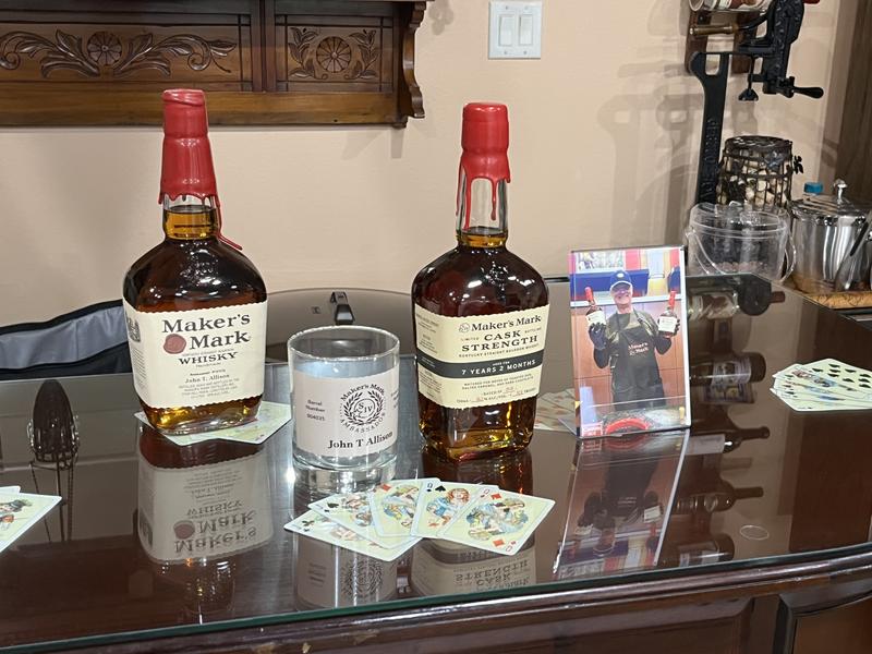 Maker's Mark Cask Strength 7 Year Old Bourbon Whisky | Total Wine