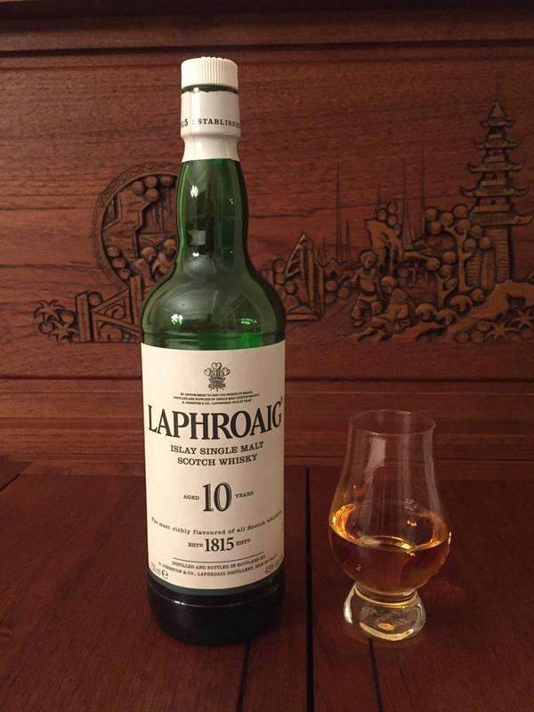 Laphroaig 10 Years Old - Single Islay Malt Scotch Whisky 43% 750ml - World  Wine & Whisky