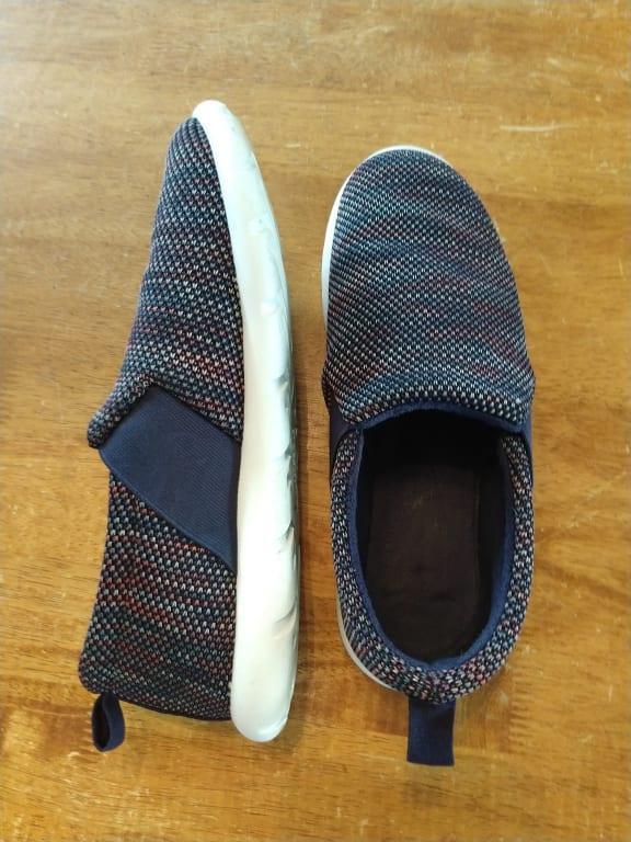 Elastic panels for snug fit