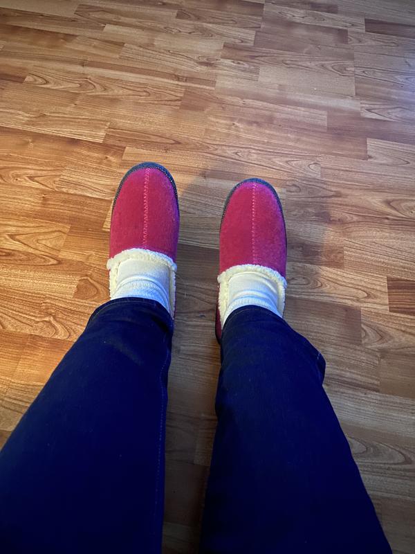 Nice and toasty, slip free.