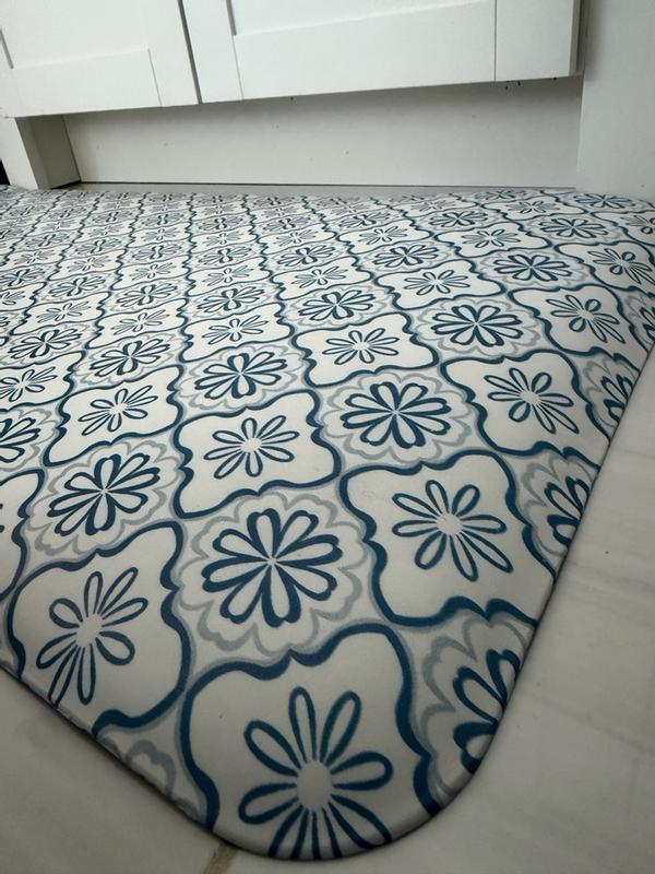Draper James Allover Geo Floral Bistro Bevel Edge Comfort Kitchen Mat ...
