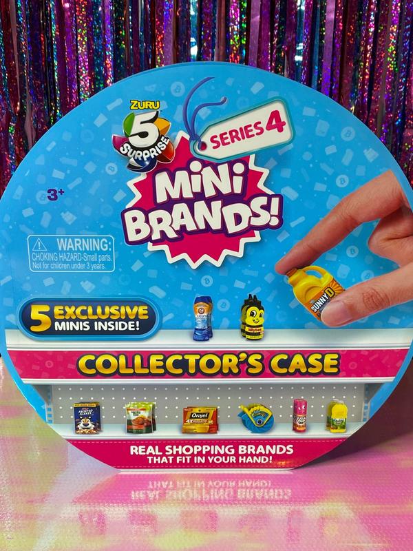 5 Surprise Mini Brands Series 4 Collectors Case with 5 Exclusive