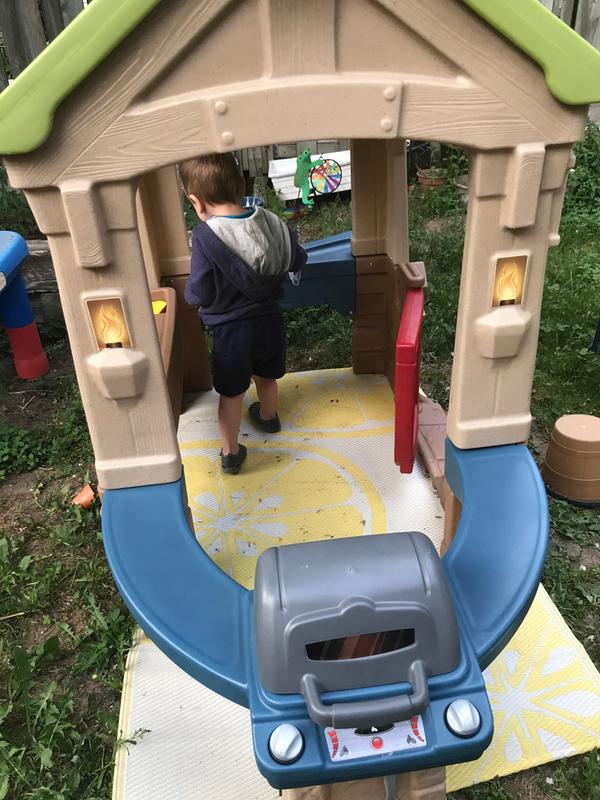 Step2 great outdoors playhouse online