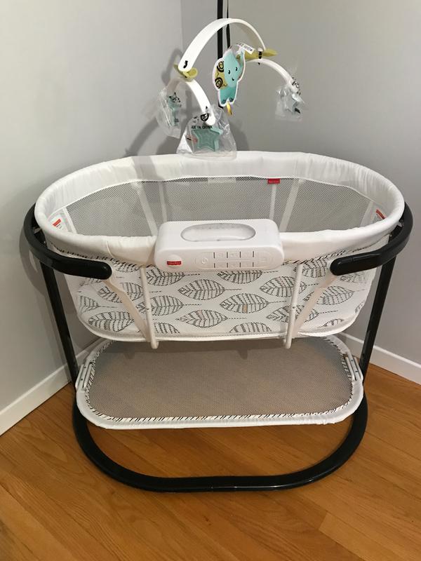 falling leaves bassinet