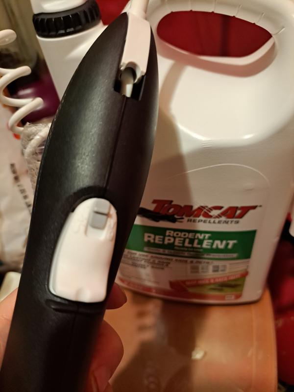 Tom cat repellent hotsell