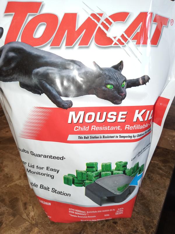 TOMCAT Mouse Killer Child and Dog Resistant, Refillable Station