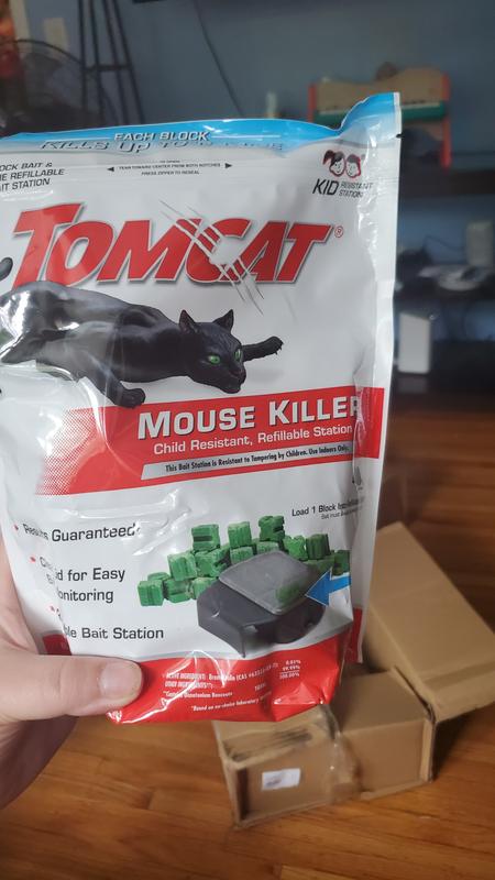 Tomcat Mouse Killer Child Resistant, Disposable Station, 4 Pre-Filled  Ready-To-Use Bait Stations