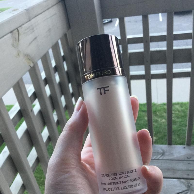 Tom Ford Traceless Soft Matte Foundation – bluemercury