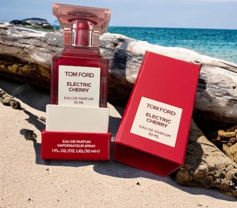 Tom Ford Electric Cherry Eau de Parfum – bluemercury