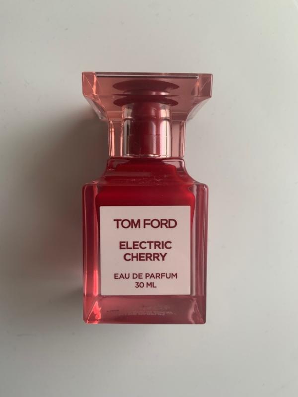 Tom Ford Electric Cherry Eau de Parfum – bluemercury