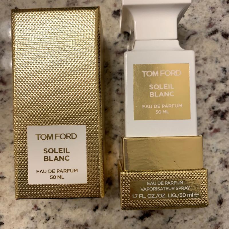 Customer photo for "Luxurious summer in a bottle"