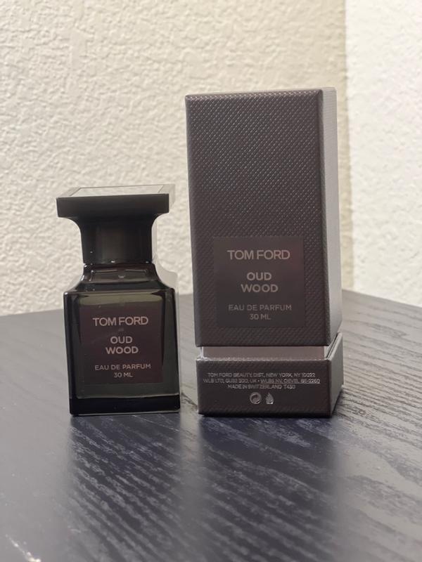 香水(男性用) TOM FORD OUD WOOD 30ML Eau de Parfum Amazon.com : Tom Ford 'Oud Wood' Eau de Parfum 3.4,Black