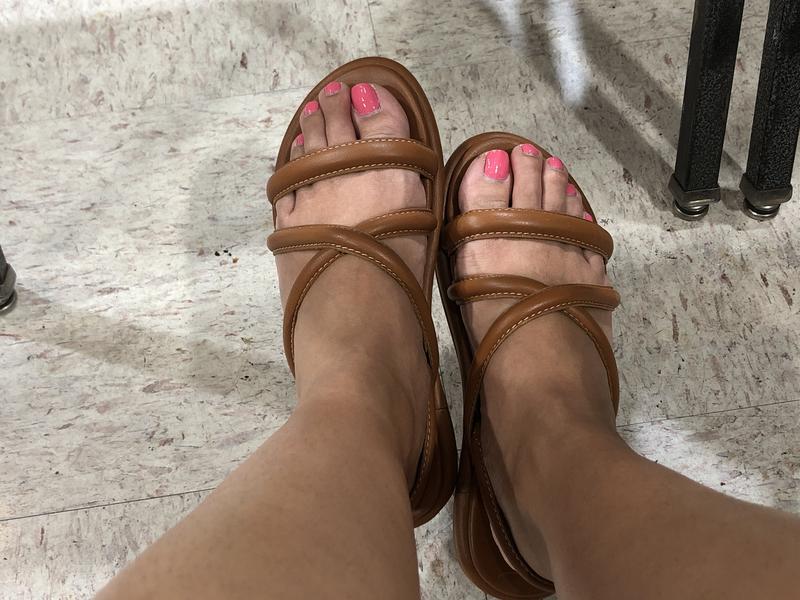 Customer photo for "Great sandal!"
