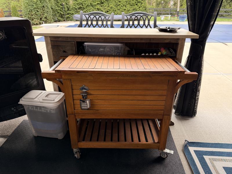 Backyard Oasis Insulated Rolling Cooler