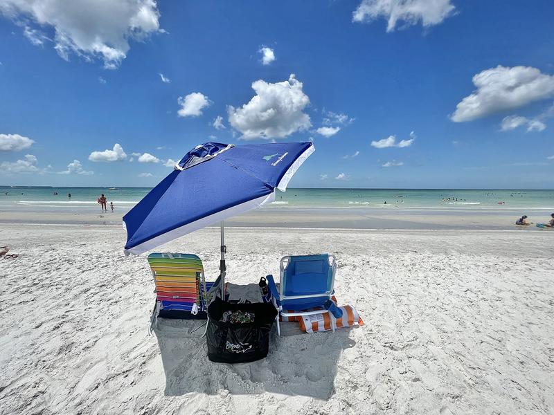 Tommy bahama discount deluxe beach umbrella