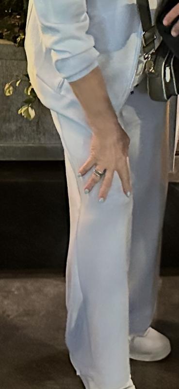 Customer photo for "Comfortable pants"