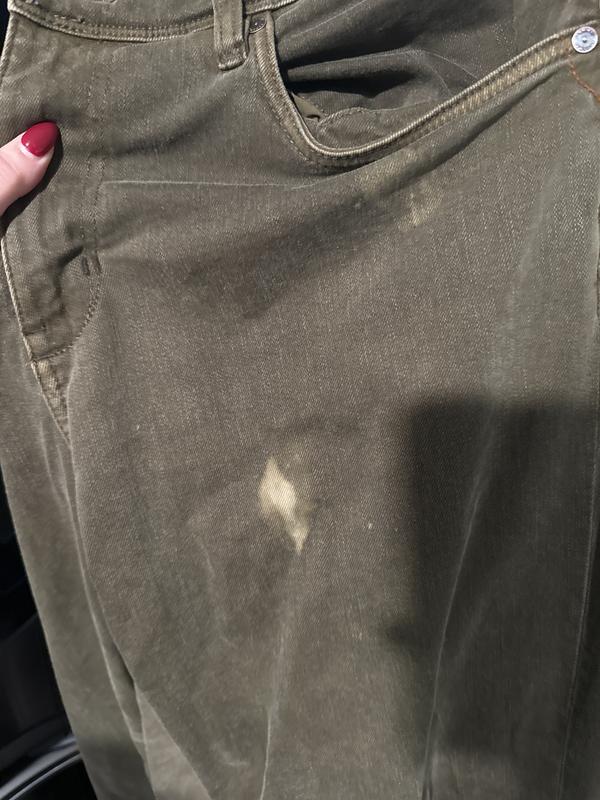 Customer photo for "Defective"