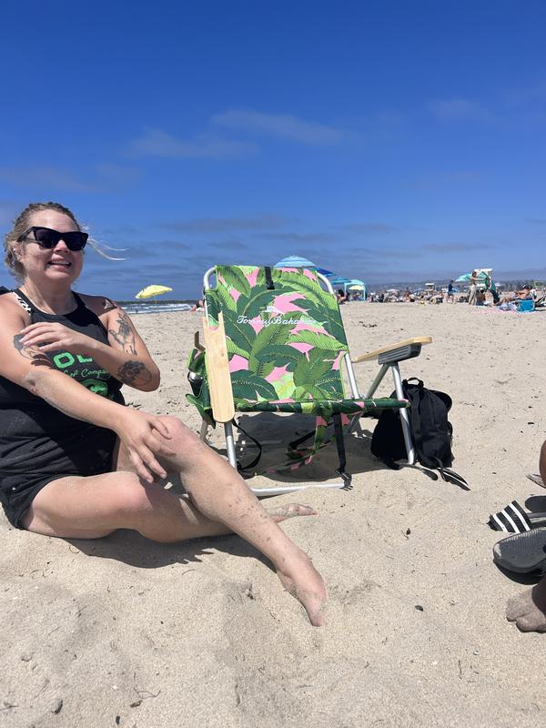 Tommy Bahama Swaying Fronds Deluxe Backpack Beach Chair