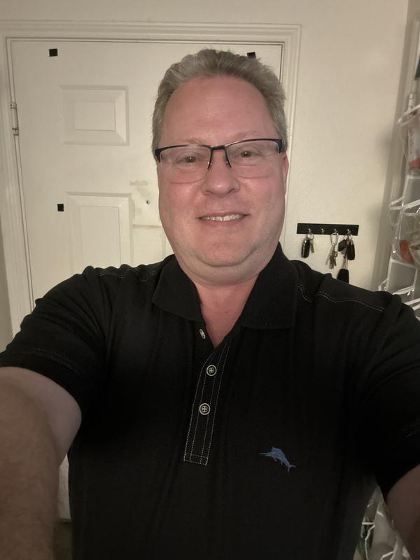 Customer photo for "The tall version makes this shirt perfect"