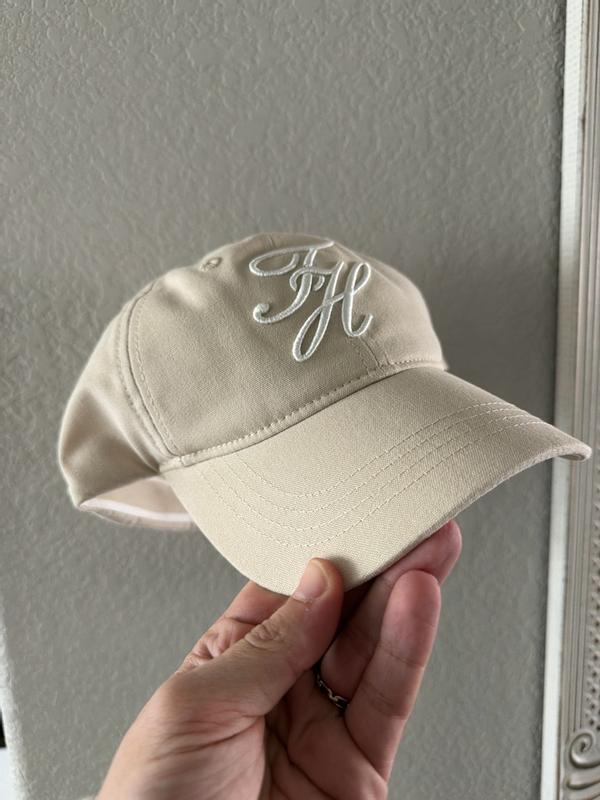 Customer carousel item 3.