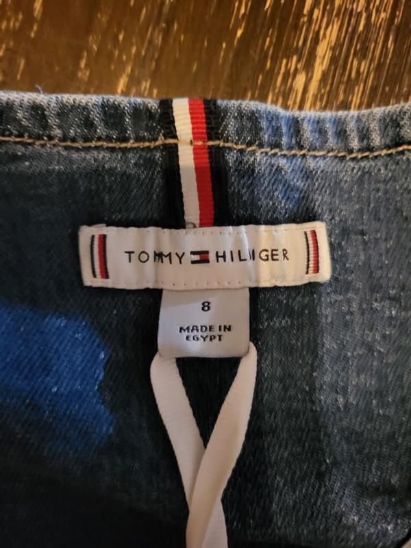 Customer carousel item 6.