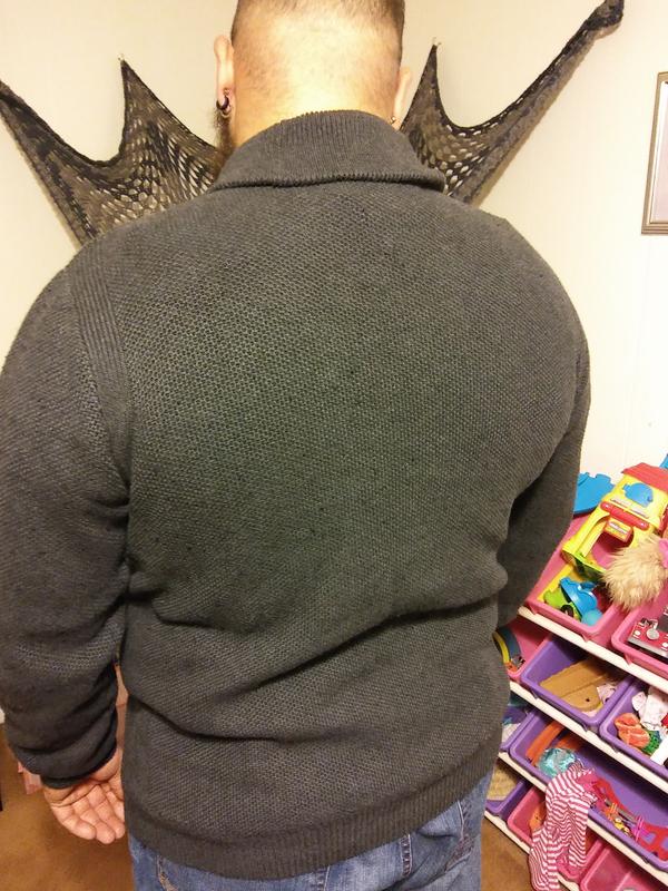 It fits all the way down and doesn't ride up.