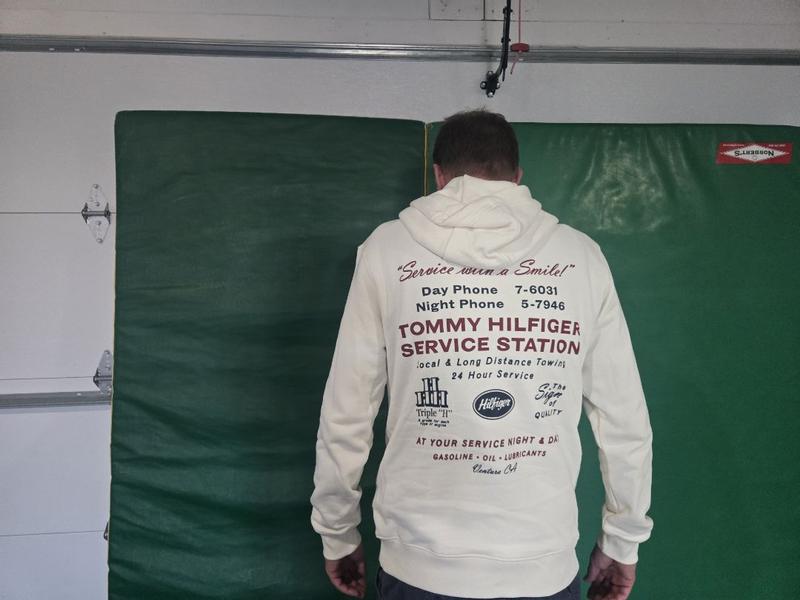 Customer carousel item 1.