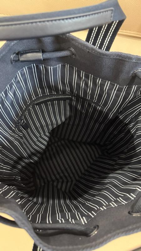 Customer carousel item 8.
