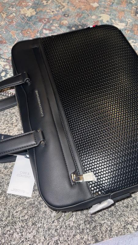 Customer carousel item 4.