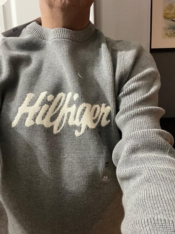 Customer carousel item 12.