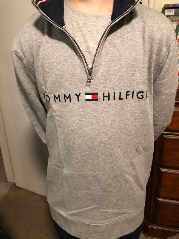 Sharp looking sweatshirt!