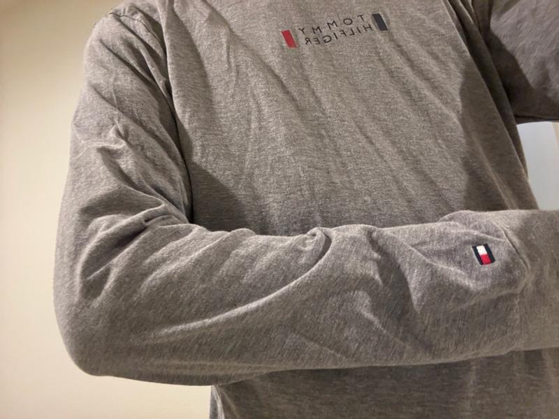 Customer carousel item 1.